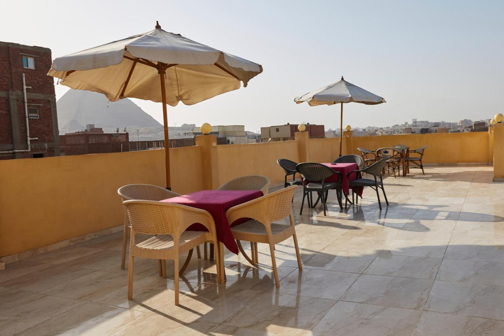 Grand Pyramid View Hotel Kafrat al Jabal ภายนอก รูปภาพ