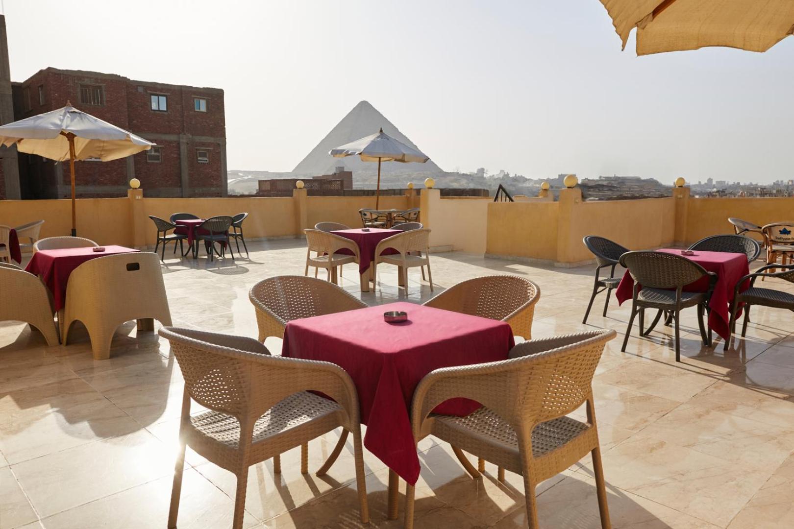 Grand Pyramid View Hotel Kafrat al Jabal ภายนอก รูปภาพ