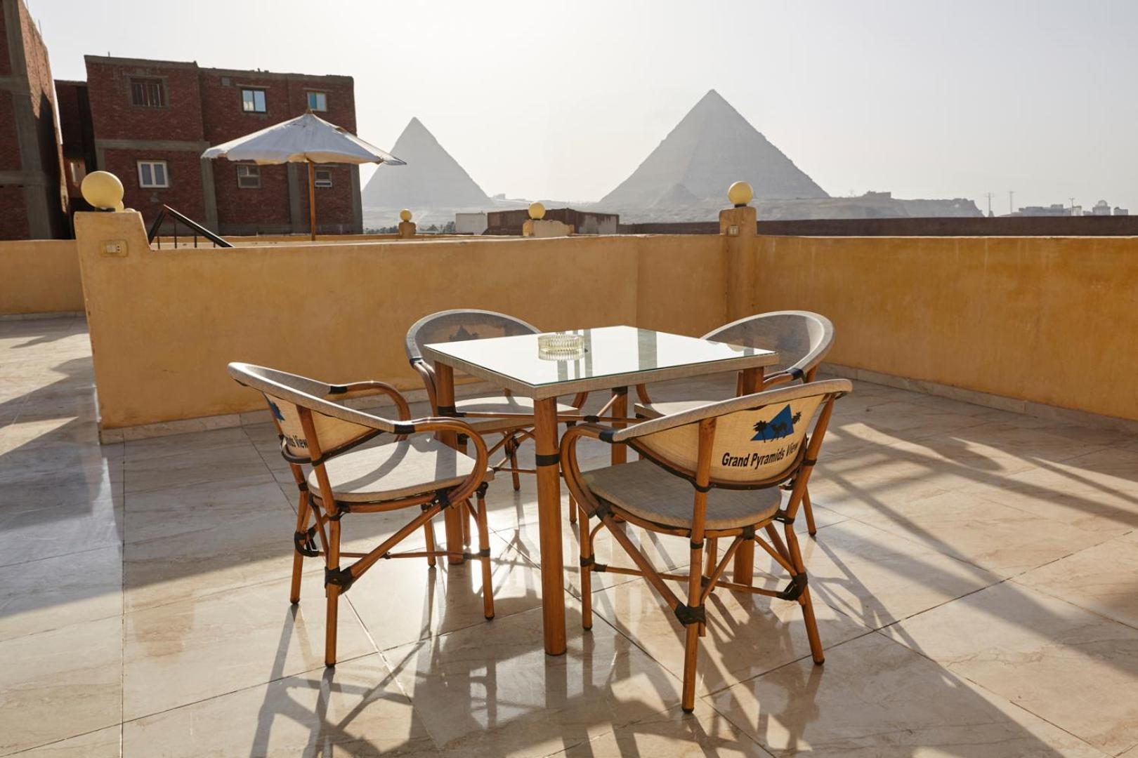 Grand Pyramid View Hotel Kafrat al Jabal ภายนอก รูปภาพ