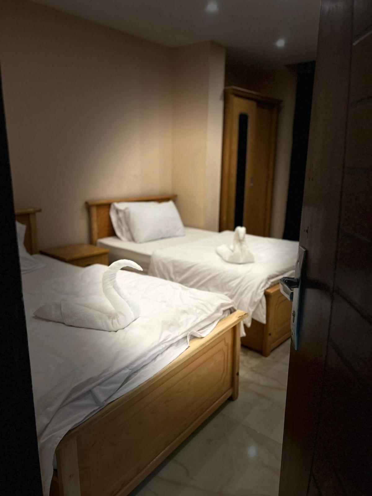 Grand Pyramid View Hotel Kafrat al Jabal ภายนอก รูปภาพ
