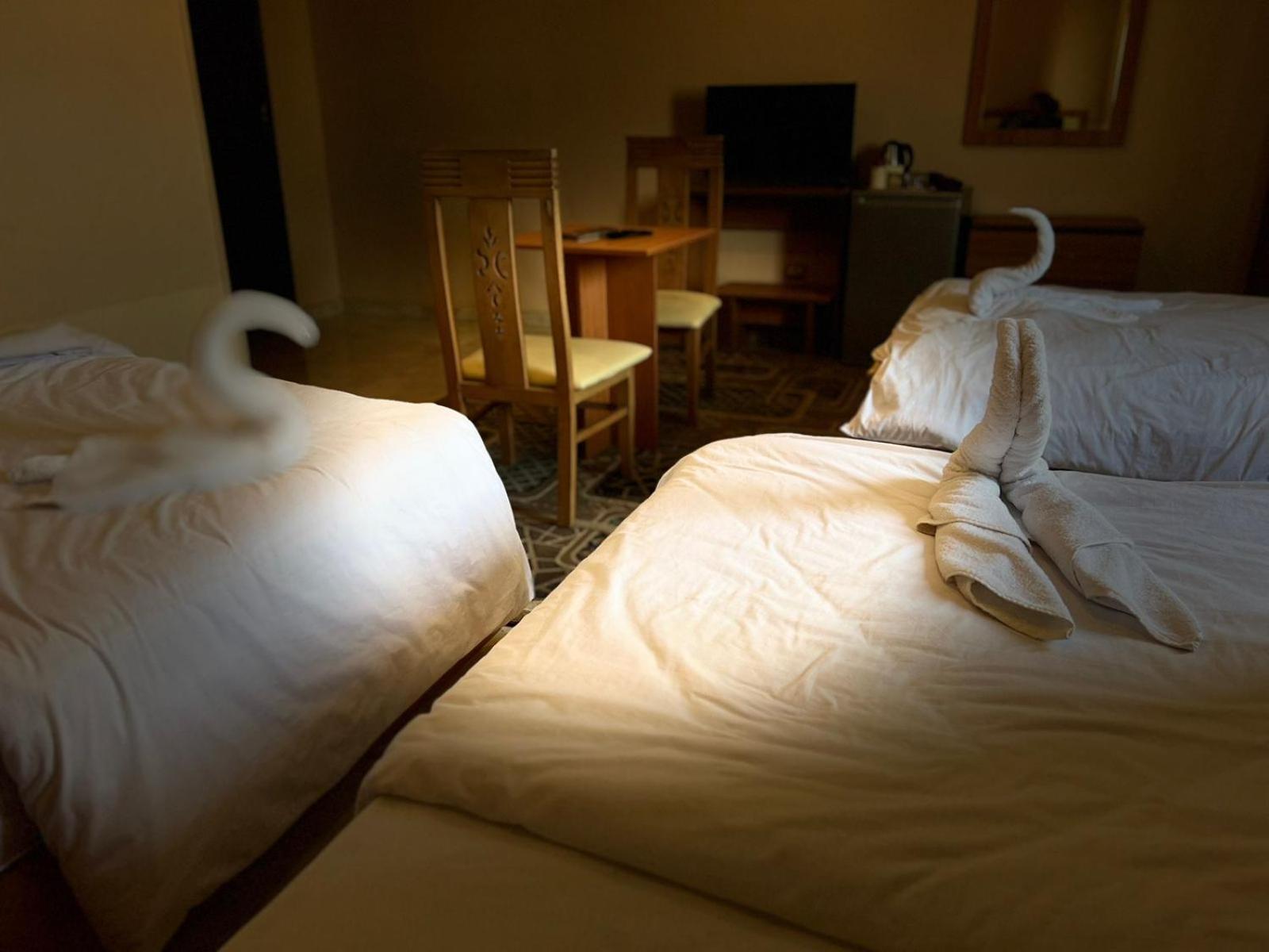 Grand Pyramid View Hotel Kafrat al Jabal ภายนอก รูปภาพ